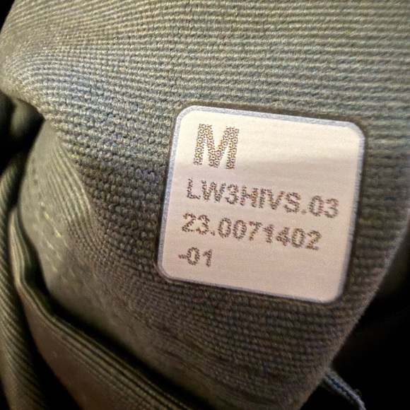 Rare Lululemon Glyde 2-in-1 Adaptable Jacket Coat Dark Forest Size M NWOT - Picture 12 of 12